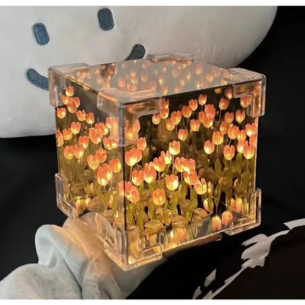 Lumière Éclatante: Cube Créatif Marin de Tulipes 3D – Une Nuit Magique pour Elle